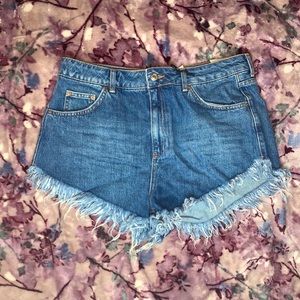 Kiri Authentic Hight Waisted Super Short